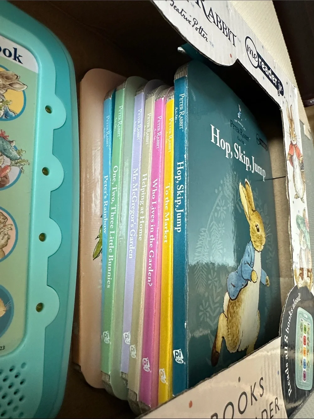 Me Reader Jr. Electronic Reader & 8-Book Board Set - Teal